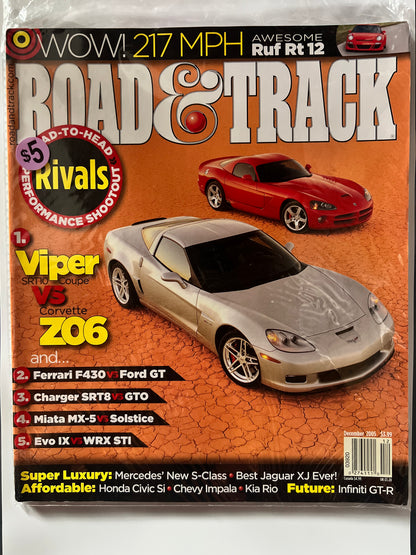 Road&Track December 2005 "Viper vs Z06"